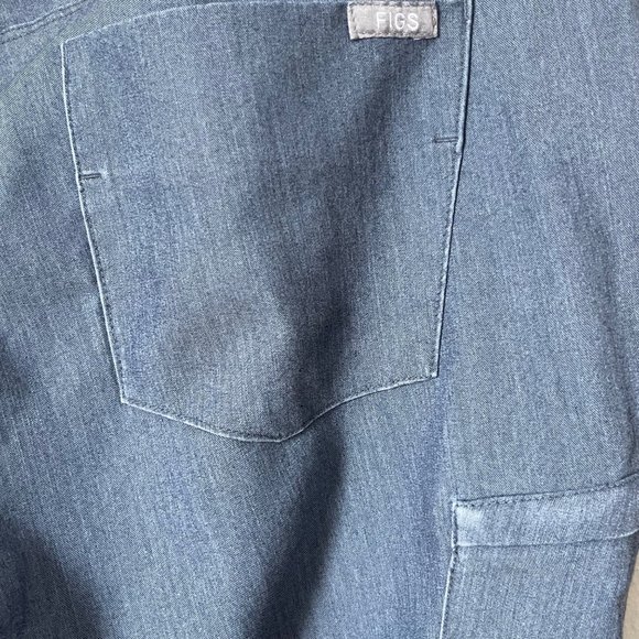 FIGS Technical Collection Heather Denim Pull-On Small Scrub Bottoms Zip Pockets - Picture 3 of 7